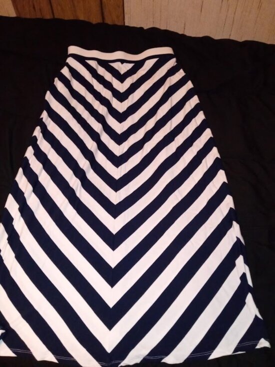 LOFT Dresses & Skirts - Loft petite black/white Striped Maxi Skirt Size XSP Pull On Stretchy